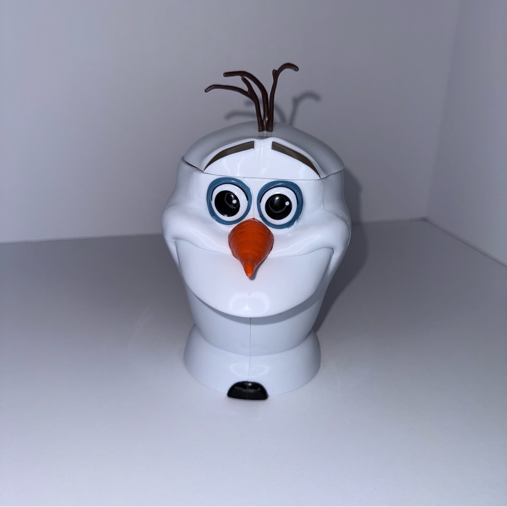 Disney Olaf character container/ cup from Frozen